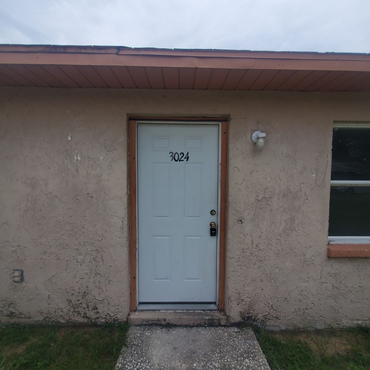3024 Ernest Dr., B